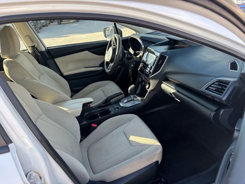 Used 2019 Subaru Impreza 2.0i Premium image 14