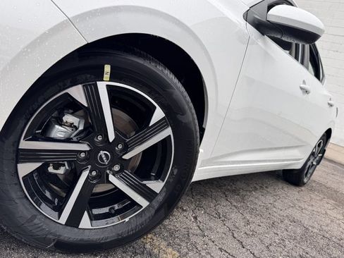 New 2025 Nissan Sentra SV w/ Trunk Package image 32