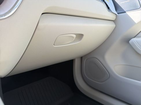 New 2026 Volvo XC60 B5 Ultra w/ Protection Package Premier image 61