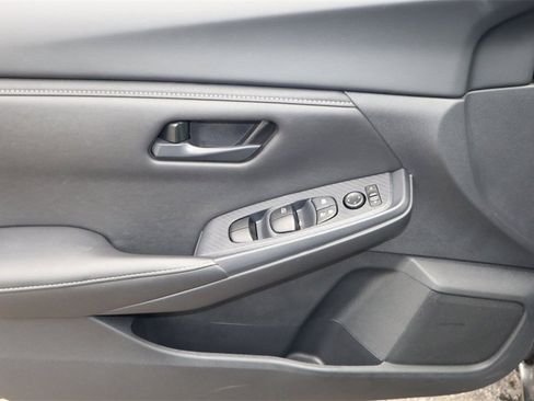 Certified 2025 Nissan Sentra S image 16