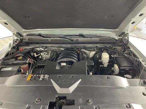 Used 2017 Chevrolet Silverado 1500 LTZ Z71 w/ LTZ Plus Package AWD/4WD image 22