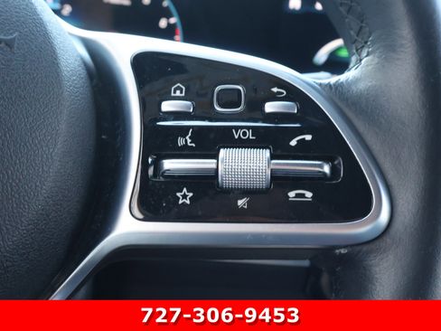 Certified 2022 Mercedes-Benz GLB 250 4MATIC image 25