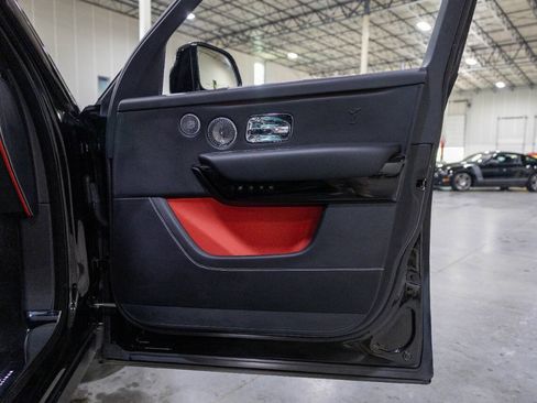 Used 2020 Rolls-Royce Cullinan AWD/4WD image 28