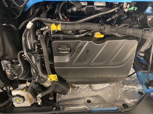 New 2025 Chevrolet Trax LT image 4