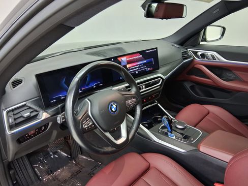 Certified 2023 BMW i4 eDrive35 w/ Premium Package image 2