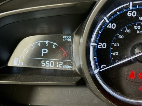 Used 2019 Toyota Yaris LE image 16