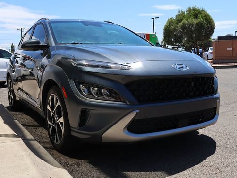 Used 2022 Hyundai Kona Limited FWD image 18