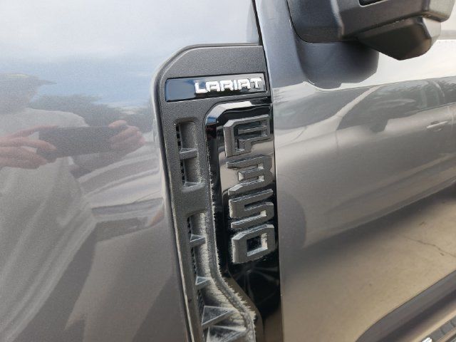 Used 2024 Ford F350 Lariat w/ Lariat Ultimate Package AWD/4WD image 9