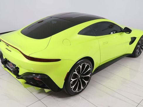 Used 2019 Aston Martin V8 Vantage Coupe RWD image 71