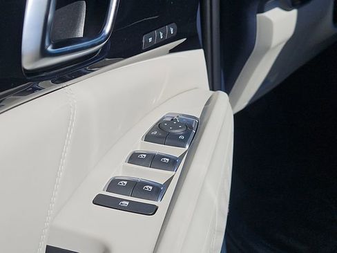 New 2026 Kia Carnival SX Prestige FWD image 18