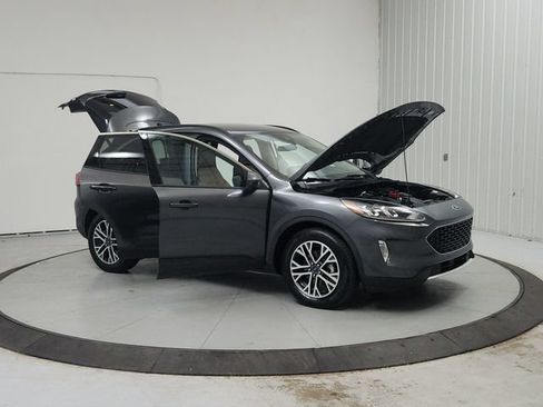 Used 2020 Ford Escape SEL FWD image 10
