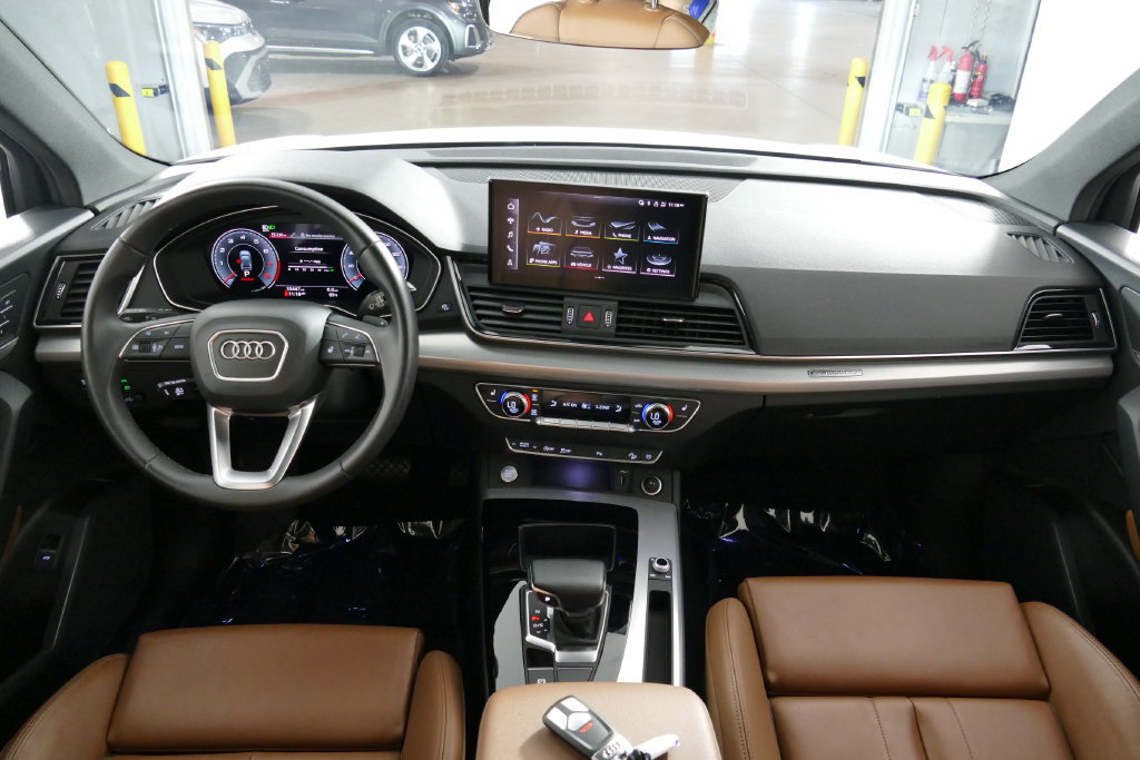 Used 2025 Audi Q5 2.0T Premium AWD/4WD image 24