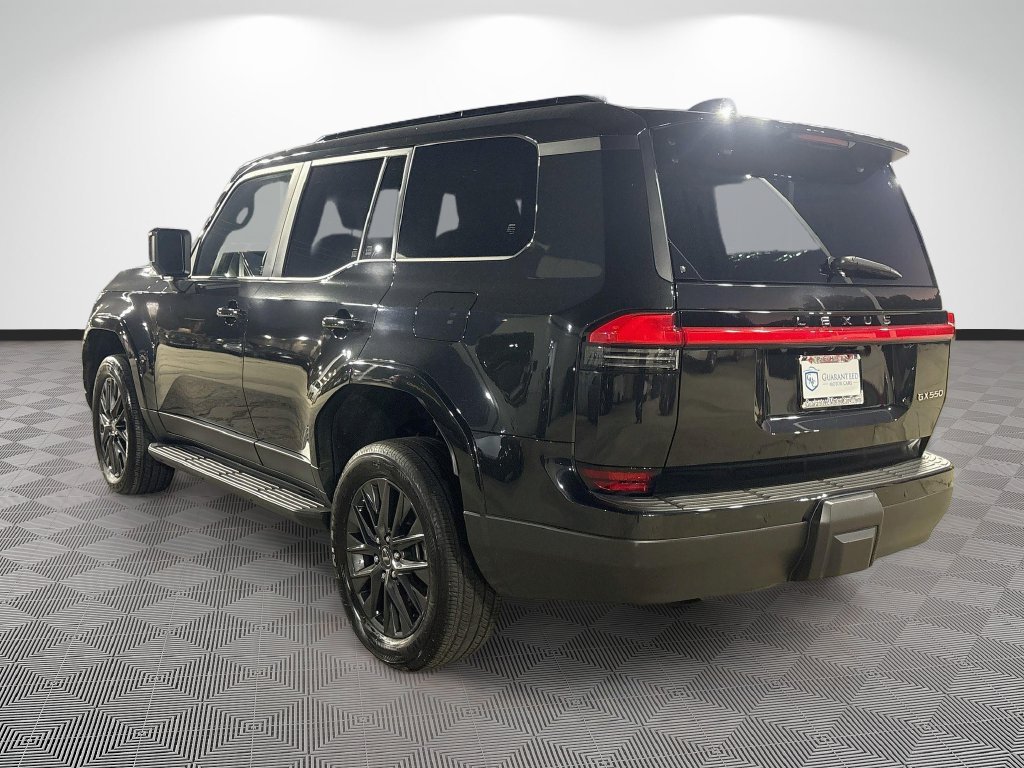 Used 2024 Lexus GX 550 w/ Cold Area Package AWD/4WD image 7