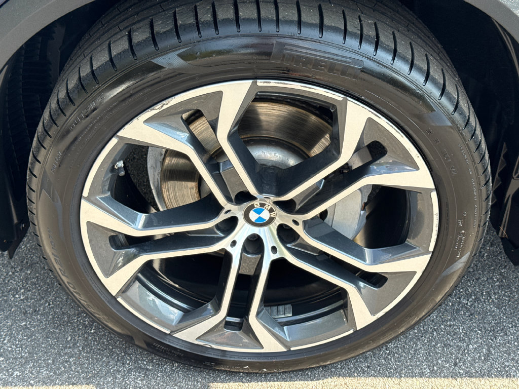 Used 2019 BMW X5 xDrive40i AWD/4WD image 11