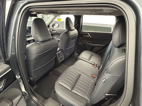 New 2026 Mitsubishi Outlander SEL image 44