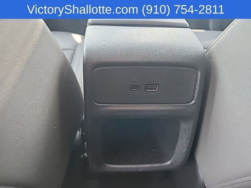 Used 2026 Chevrolet Trax ACTIV w/ Sunroof Package FWD image 24