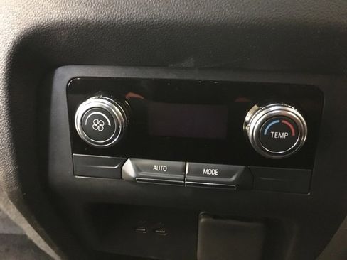 Used 2025 GMC Acadia Elevation image 19