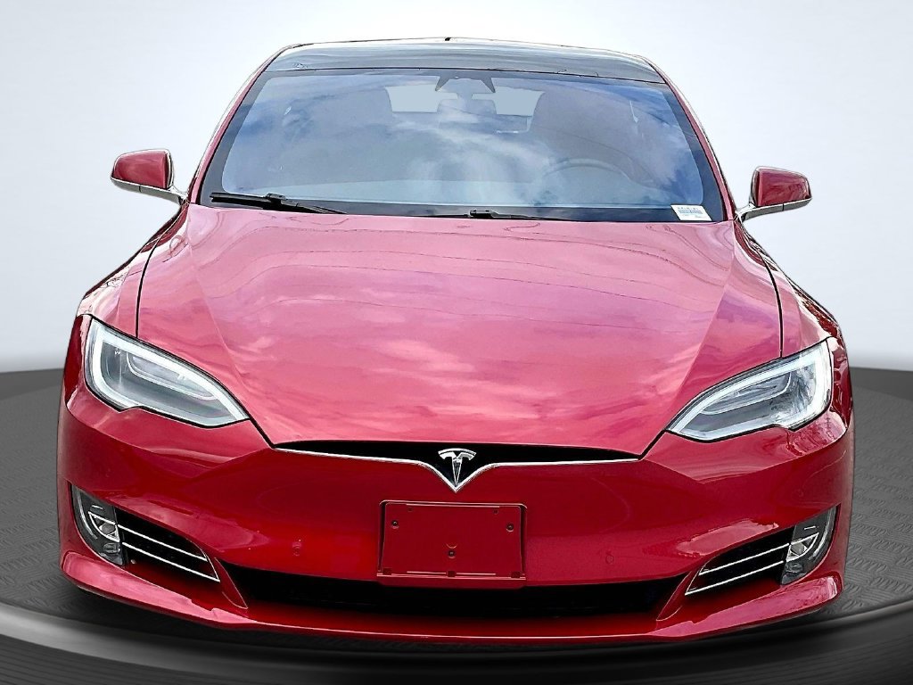 Used 2021 Tesla Model S Performance AWD/4WD image 2