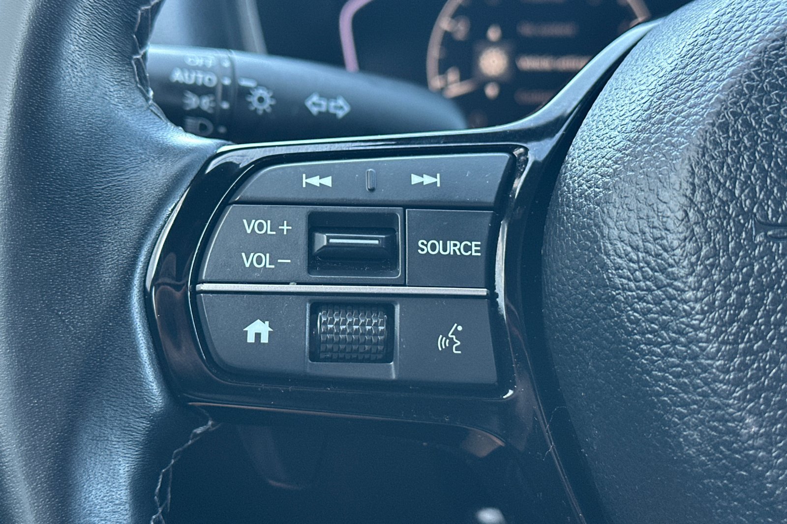 Used 2025 Honda Civic Sport image 25