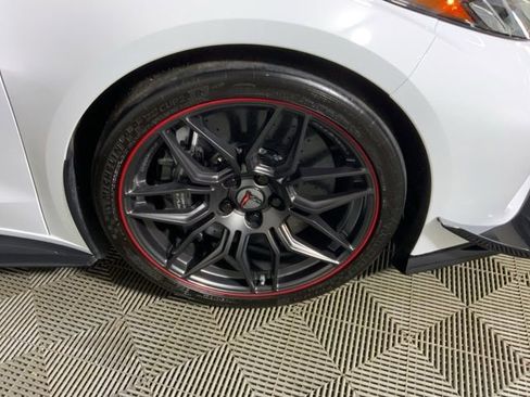 Used 2023 Chevrolet Corvette Z06 w/ Z07 Performance Package RWD image 31