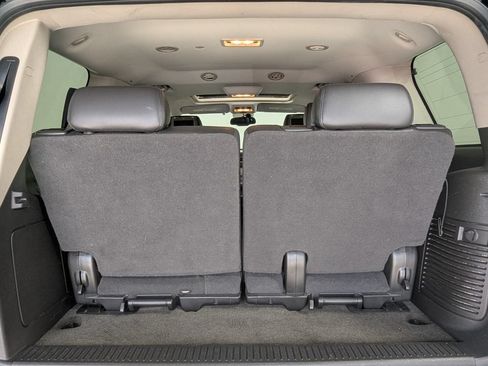 Used 2008 Chevrolet Tahoe LTZ w/ LTZ Preferred Equipment Group RWD image 27