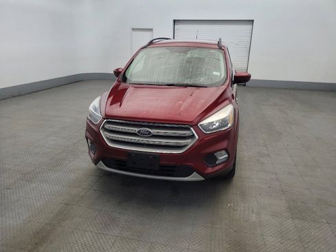 Used 2018 Ford Escape SE w/ SE Sync 3 Package FWD image 15