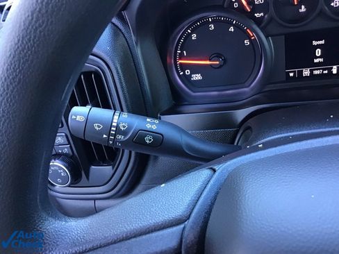 Used 2025 Chevrolet Silverado 2500 Custom w/ Custom Value Package image 35