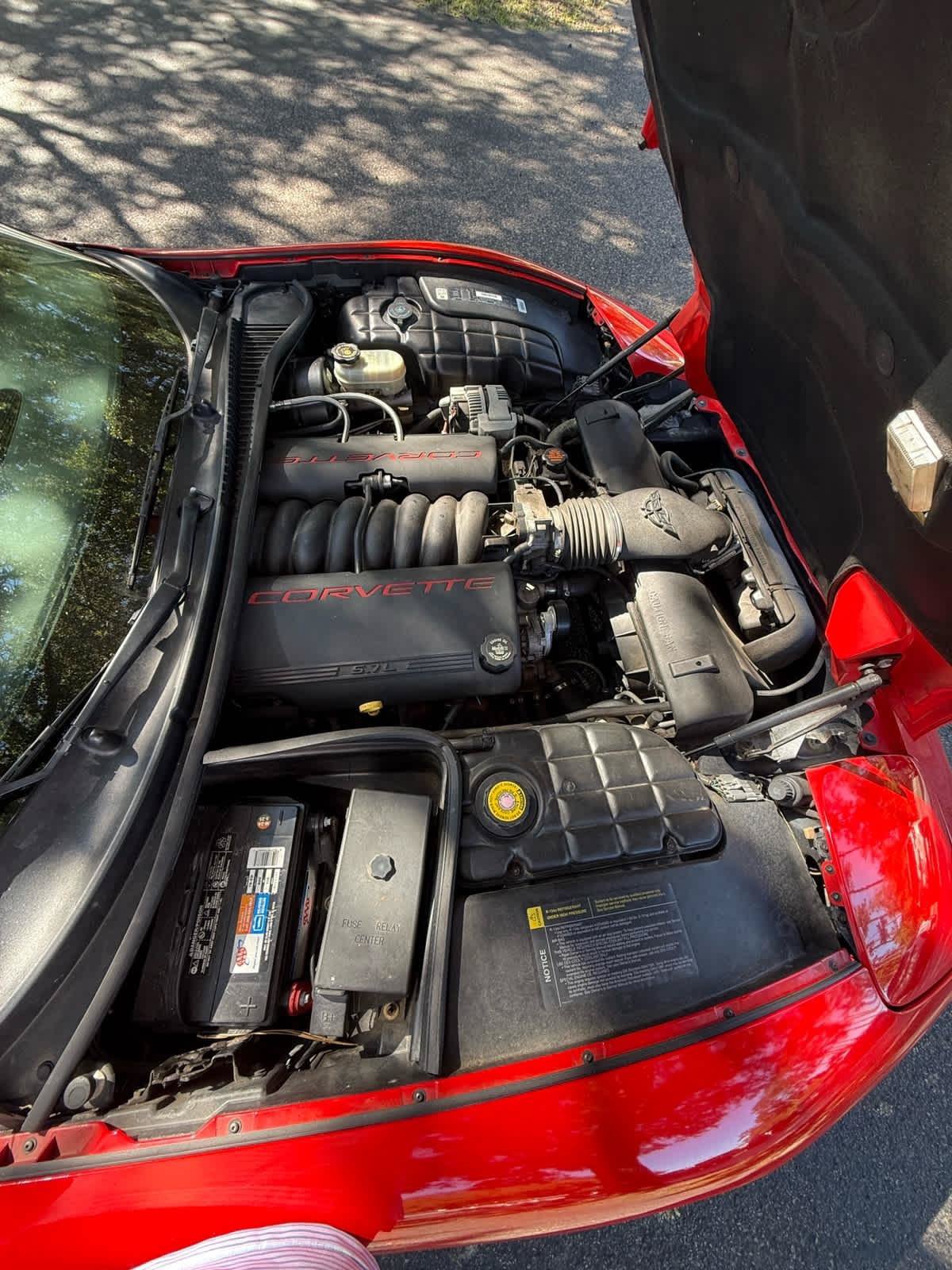 Used 1998 Chevrolet Corvette Coupe RWD image 14
