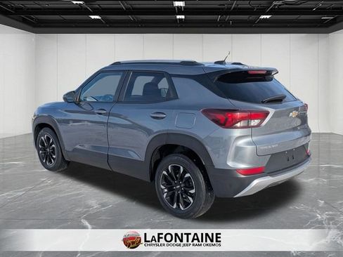 Used 2021 Chevrolet TrailBlazer LT image 3