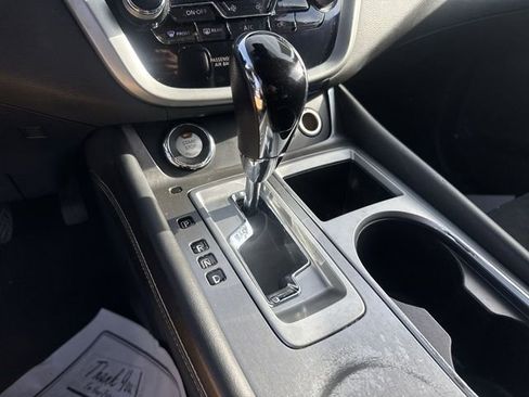 Used 2020 Nissan Murano SV image 21