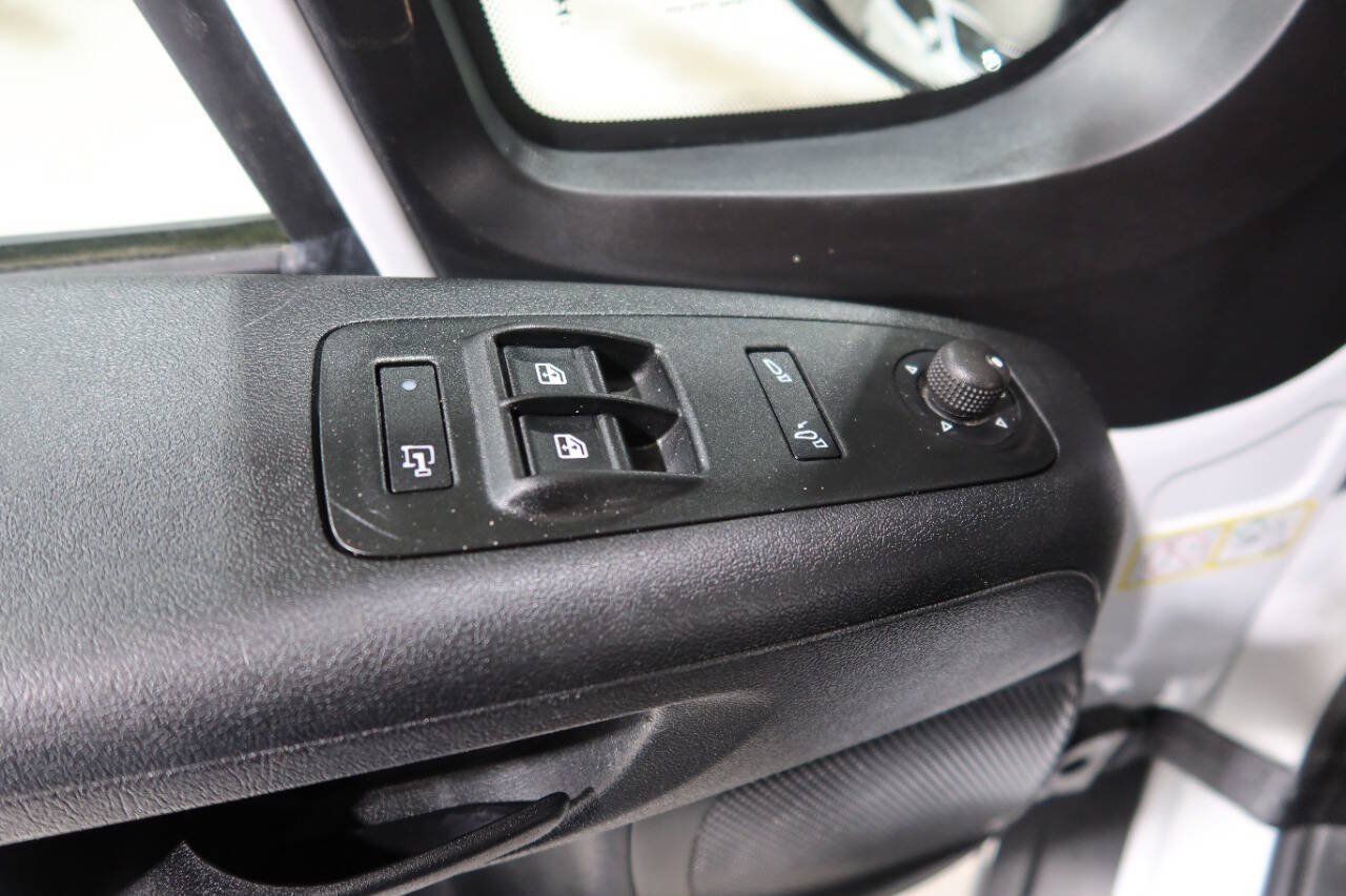 Used 2024 RAM ProMaster 2500 w/ Safety Group FWD image 25