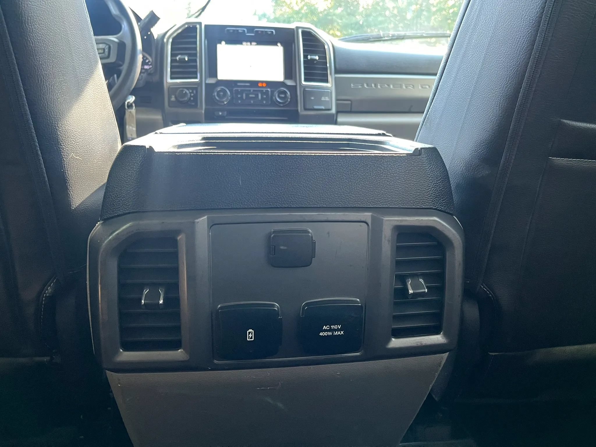 Used 2017 Ford F350 XLT w/ XLT Premium Package AWD/4WD image 21