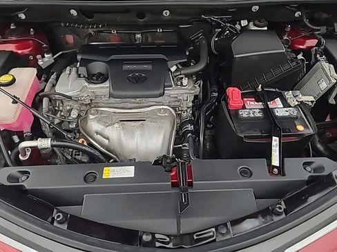 Used 2018 Toyota RAV4 XLE w/ Plus Extra Value Package FWD image 38