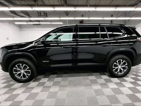 Used 2025 GMC Acadia AT4 AWD/4WD image 14