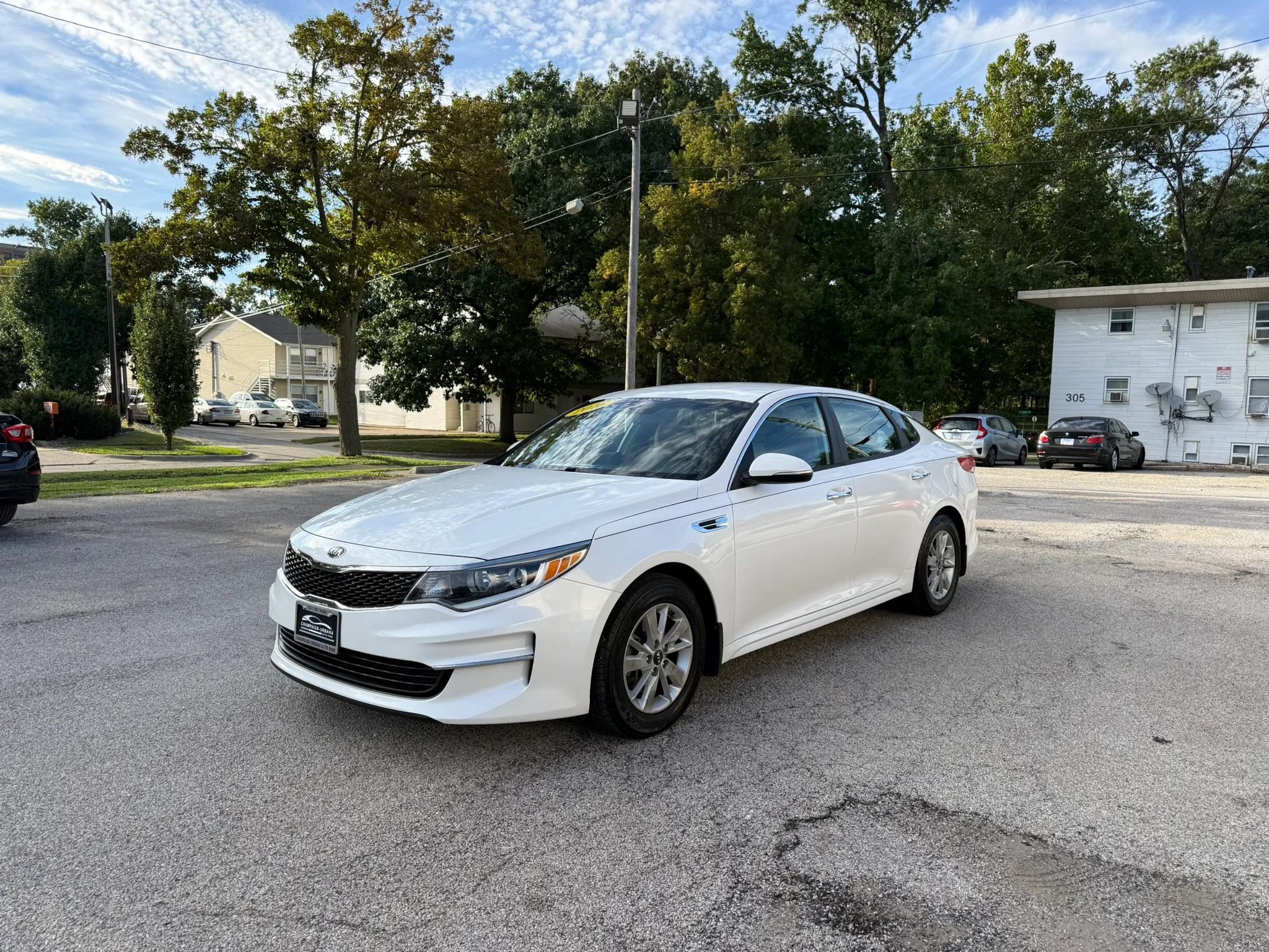 Used 2016 Kia Optima LX FWD image 3