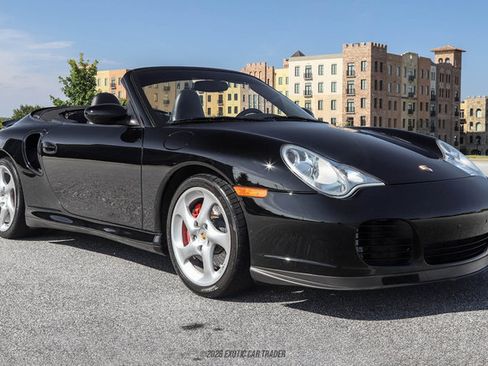Used 2004 Porsche 911 Turbo AWD/4WD image 10