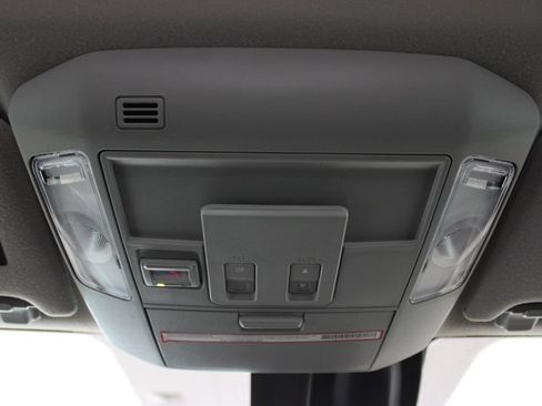 Used 2022 Toyota Sequoia TRD Sport AWD/4WD image 40