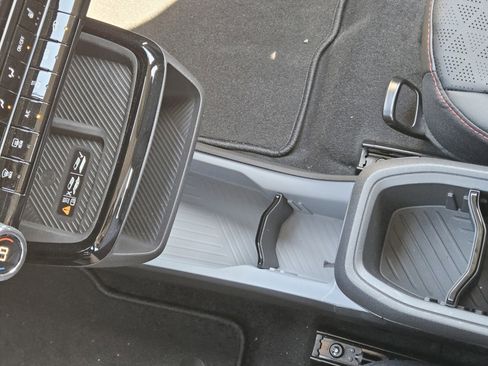 New 2027 Chevrolet Bolt RS w/ Technology Package FWD image 15