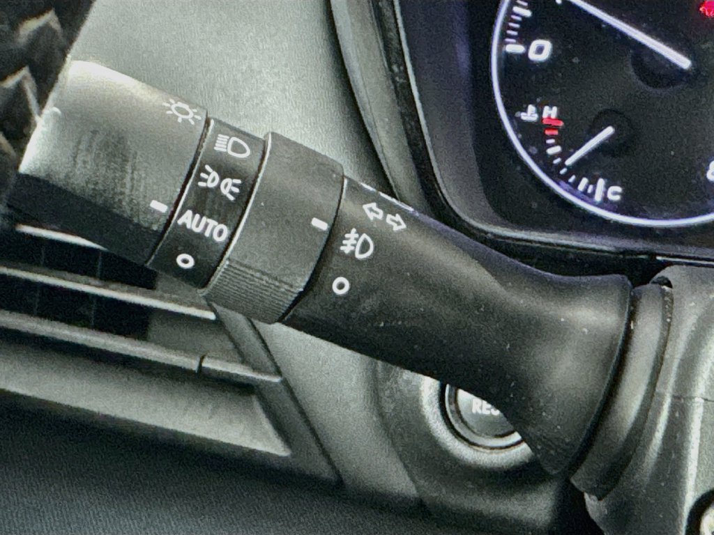 Used 2020 Subaru Outback Premium AWD/4WD image 12