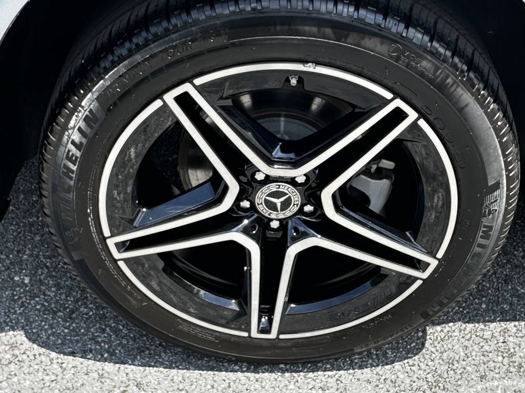 Certified 2025 Mercedes-Benz GLS 450 4MATIC w/ AMG Line Exterior image 21