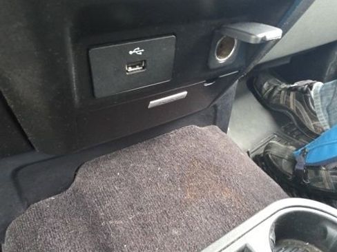 Used 2016 Ford F150 XLT image 26