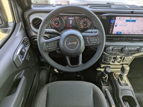 New 2026 Jeep Gladiator Sport image 14