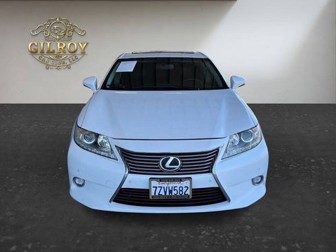 Used 2014 Lexus ES 350 w/ Luxury Package FWD image 2