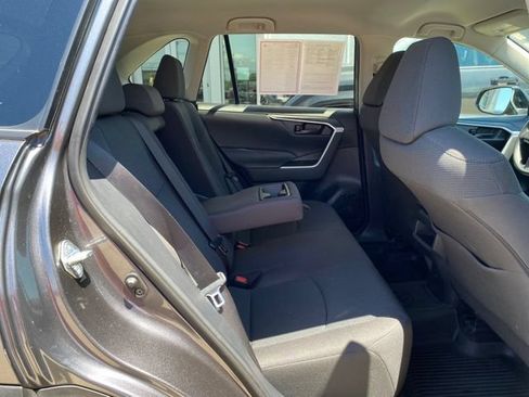 Certified 2021 Toyota RAV4 LE FWD image 15