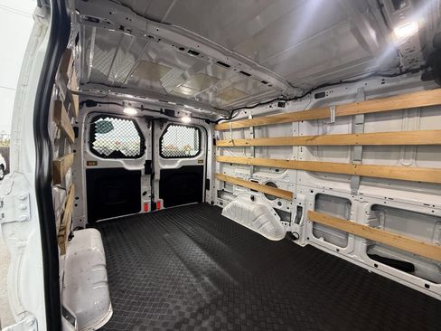 Used 2019 Ford Transit 250 250 3dr SWB Low Roof Cargo Van w/ Exterior Upgrade Package image 13