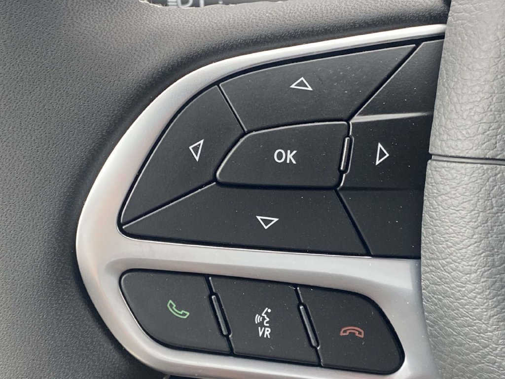 New 2027 Chrysler Pacifica Select FWD image 26