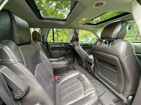 Used 2016 Buick Enclave Leather FWD image 9