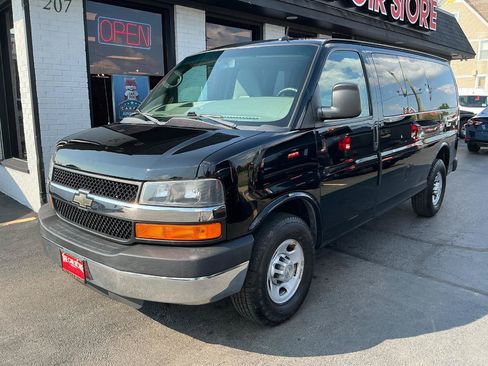 Used 2013 Chevrolet Express 2500 LS w/ Power Package RWD image 2