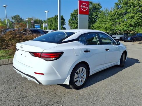 New 2025 Nissan Sentra S image 3