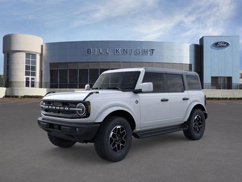 New 2026 Ford Bronco Outer Banks image 2